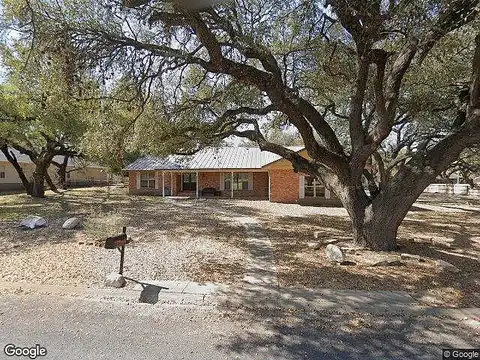 Malone, DEVINE, TX 78016