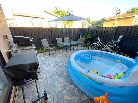 52Nd, HOLLYWOOD, FL 33023
