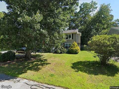 Huckleberry, SAUNDERSTOWN, RI 02874