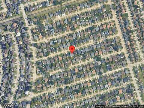 Redbud, HARVEY, LA 70058
