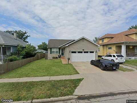 Broadway, EAST ALTON, IL 62024