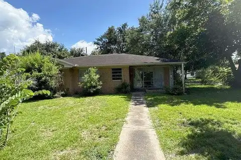 31St, NEDERLAND, TX 77627
