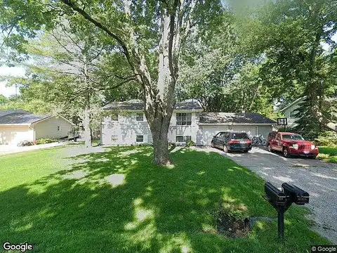 Standish, BLOOMINGTON, IL 61704