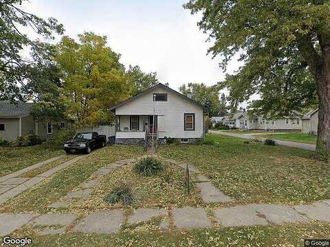 4Th, NEWTON, IA 50208