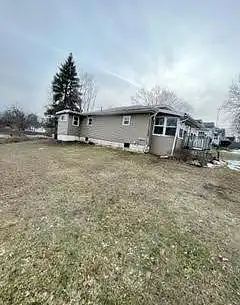 Saint Clair, JACKSON, MI 49202
