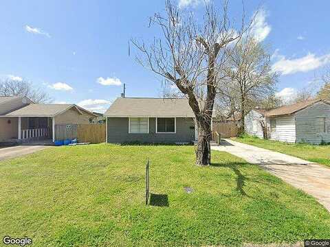 Trichelle, PASADENA, TX 77506