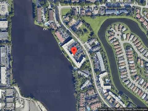 Crystal Lake, DEERFIELD BEACH, FL 33064