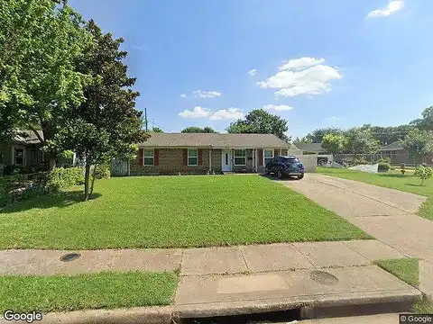 Moler, DALLAS, TX 75211