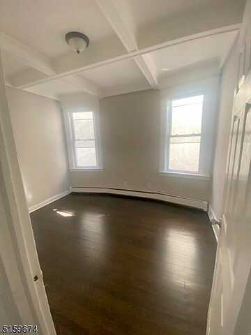 Chelsea, NEWARK, NJ 07106