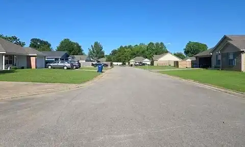 Cherokee Rose, MULDROW, OK 74948