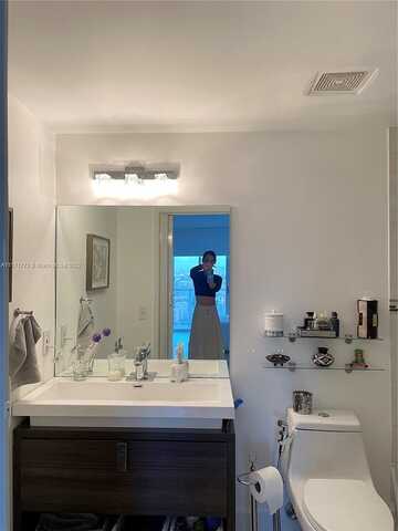 7Th, MIAMI, FL 33126
