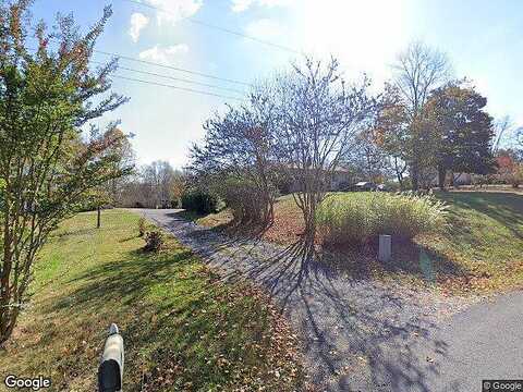 Round Hill, BOSTON, VA 22713