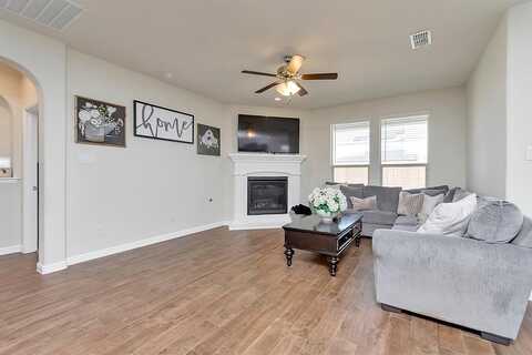 Redding, SAGINAW, TX 76131