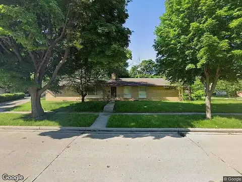 Lincoln Creek, MILWAUKEE, WI 53218