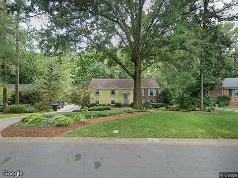 Bellechasse, CHARLOTTE, NC 28210