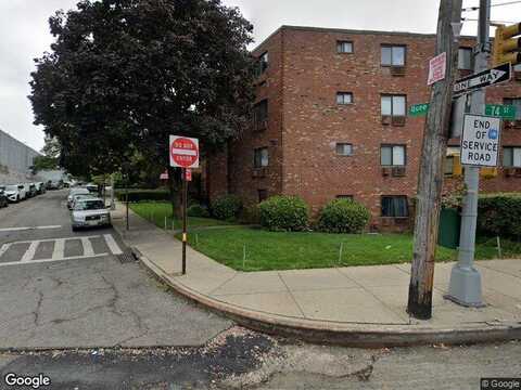 74Th, MIDDLE VILLAGE, NY 11379