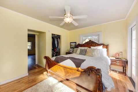 King, LOOMIS, CA 95650