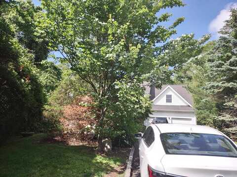 Hillwood, HUNTINGTON STATION, NY 11746