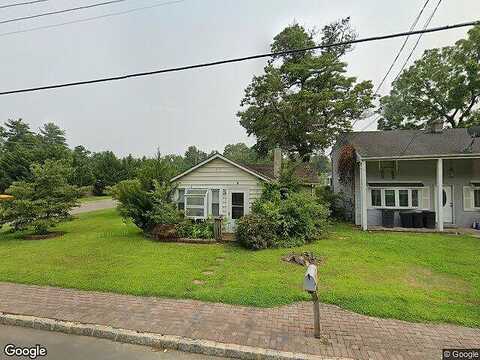 Main, HELMETTA, NJ 08828