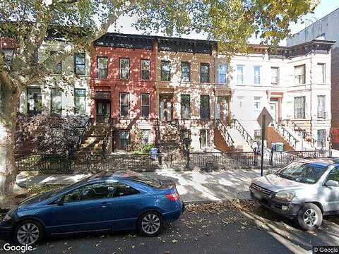 Macdonough, BROOKLYN, NY 11233
