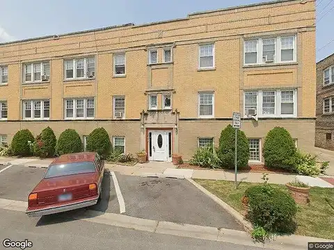 18Th St, Berwyn, IL 60402
