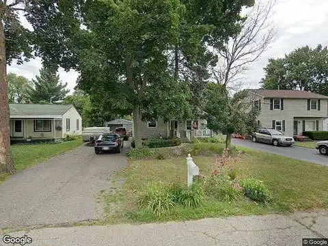 Harriet, WATERFORD, MI 48327