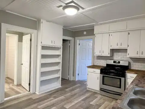 Allen, MUSKEGON, MI 49442