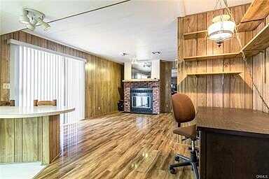De Soto, HEMET, CA 92543
