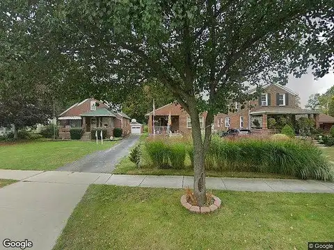 Broadway, GENEVA, OH 44041