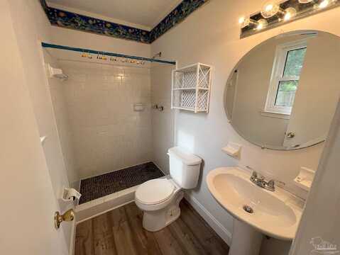 Forshalee, PENSACOLA, FL 32503