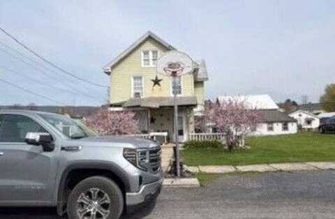 Trella, BELLEVILLE, PA 17004