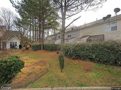 Petrea, CHARLOTTE, NC 28227