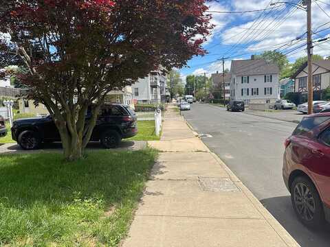 8Th, DERBY, CT 06418