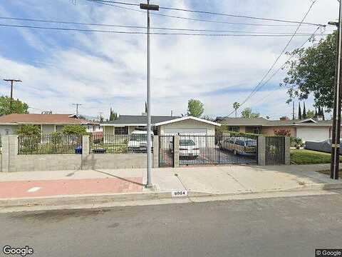 Lloyd, NORTH HOLLYWOOD, CA 91605