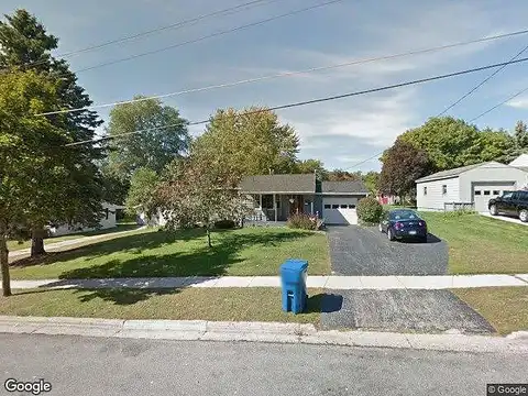 Merry Lane, GREENVILLE, MI 48838