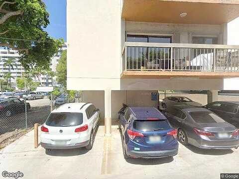West, MIAMI BEACH, FL 33139