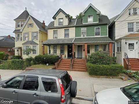 90Th, WOODHAVEN, NY 11421