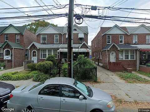 209Th, QUEENS VILLAGE, NY 11427