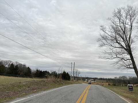 Highway, PORTLAND, TN 37148