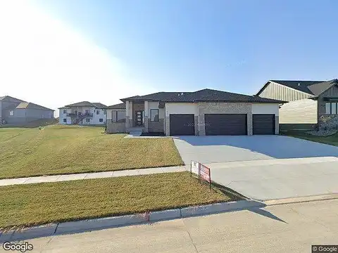 107Th, LINCOLN, NE 68527