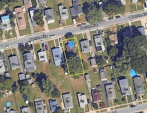 Barron, ESSEX, MD 21221