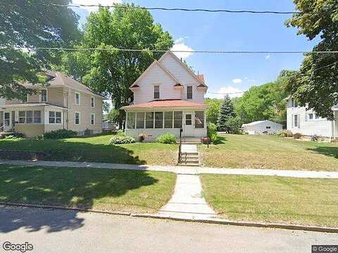 Adams, MASON CITY, IA 50401