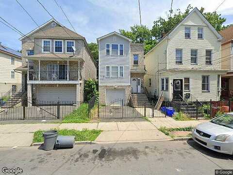 19Th, NEWARK, NJ 07108