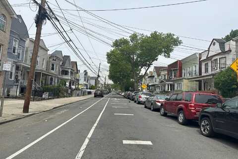 Bidwell, JERSEY CITY, NJ 07305