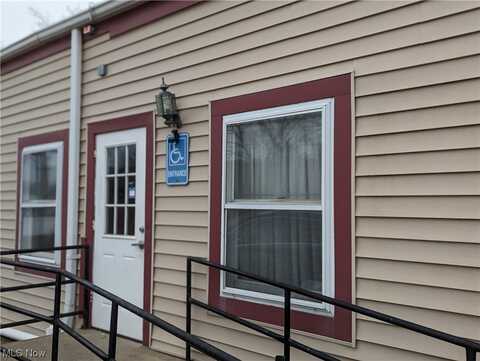 102 Cherry Avenue, Chardon, OH 44024