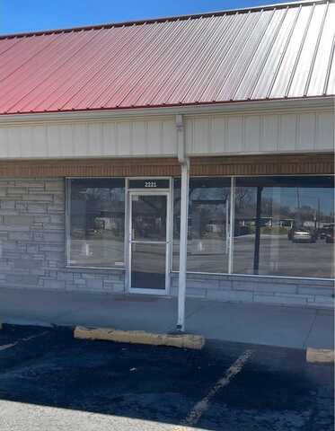 2221 Westwood Square, Marion, IN 46952