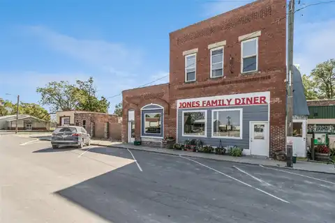 126 E Center Street, Truro, IA 50257