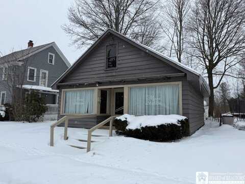 10 Chambers Street, Jamestown, NY 14701