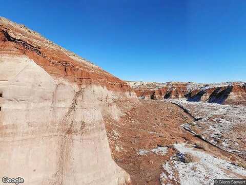 W Gravel Rd, Kanab, UT 84741