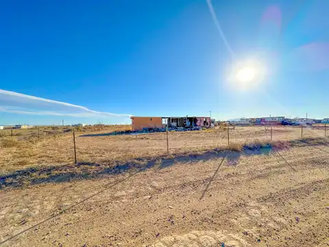 Hinson, BELEN, NM 87002